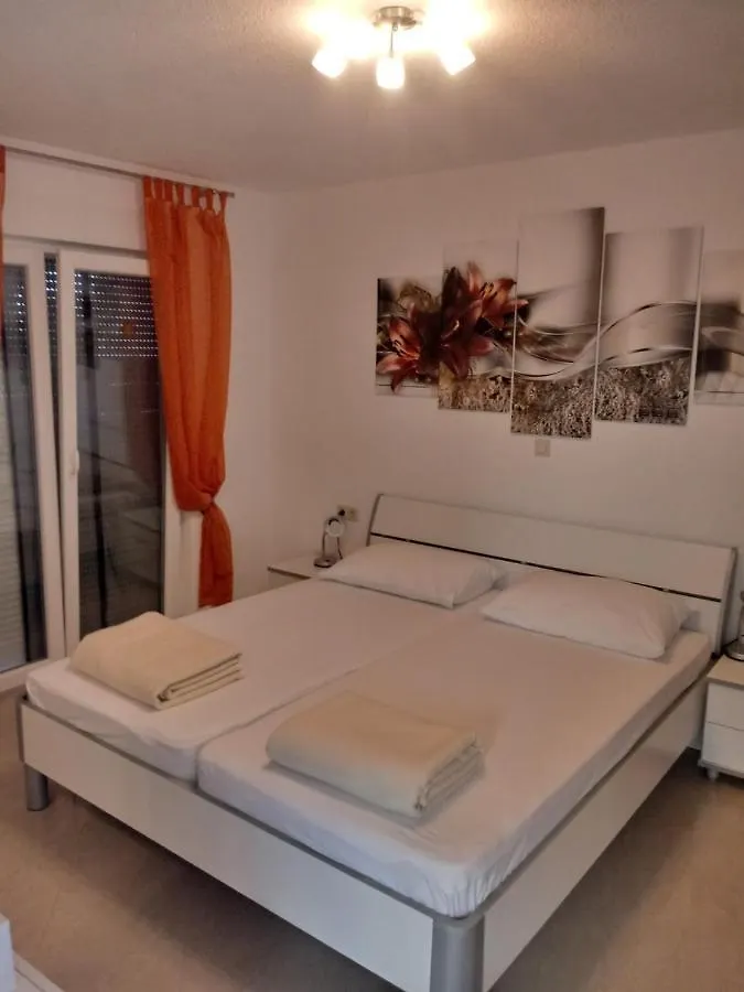 Apartment Elena Trogir