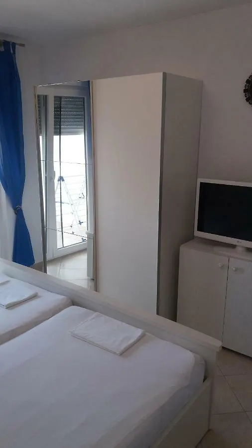 Apartment Elena Trogir